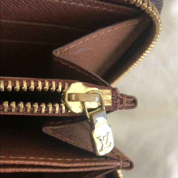 LOUIS VUITTON CLASSIC ZIPPY WALLET SOLD OUT - Picture 11 of 14